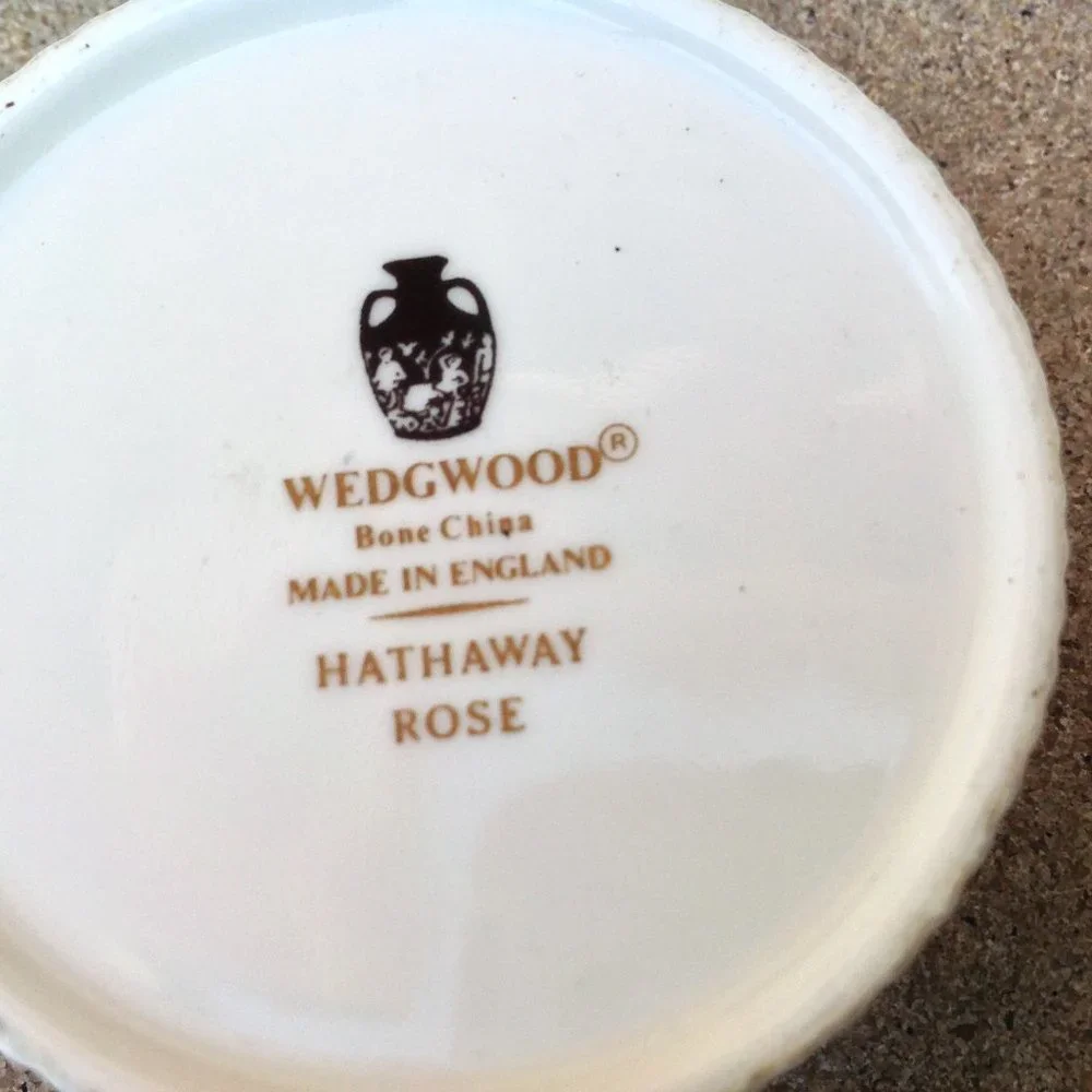 Wedgwood Bone China 3x Vanity Storage Hathaway Rose Pattern